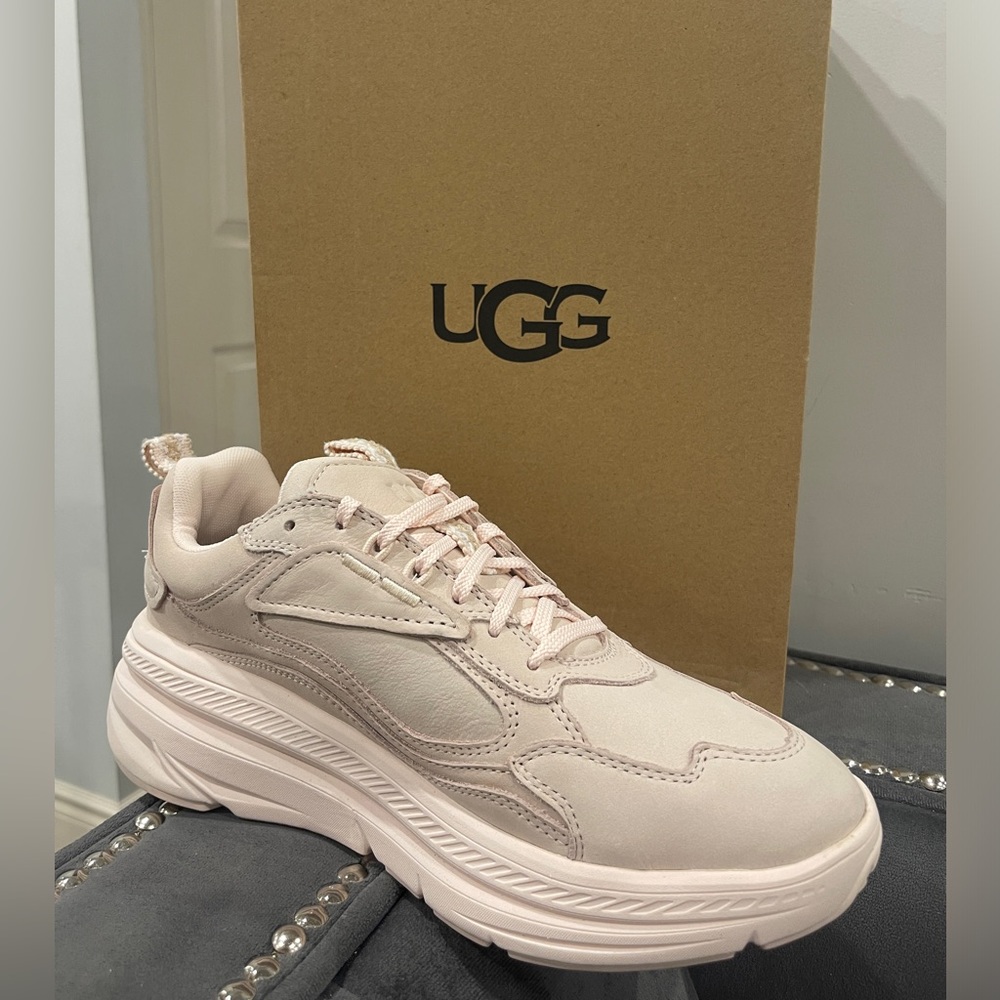 UGG Rosey Beige Sneakers